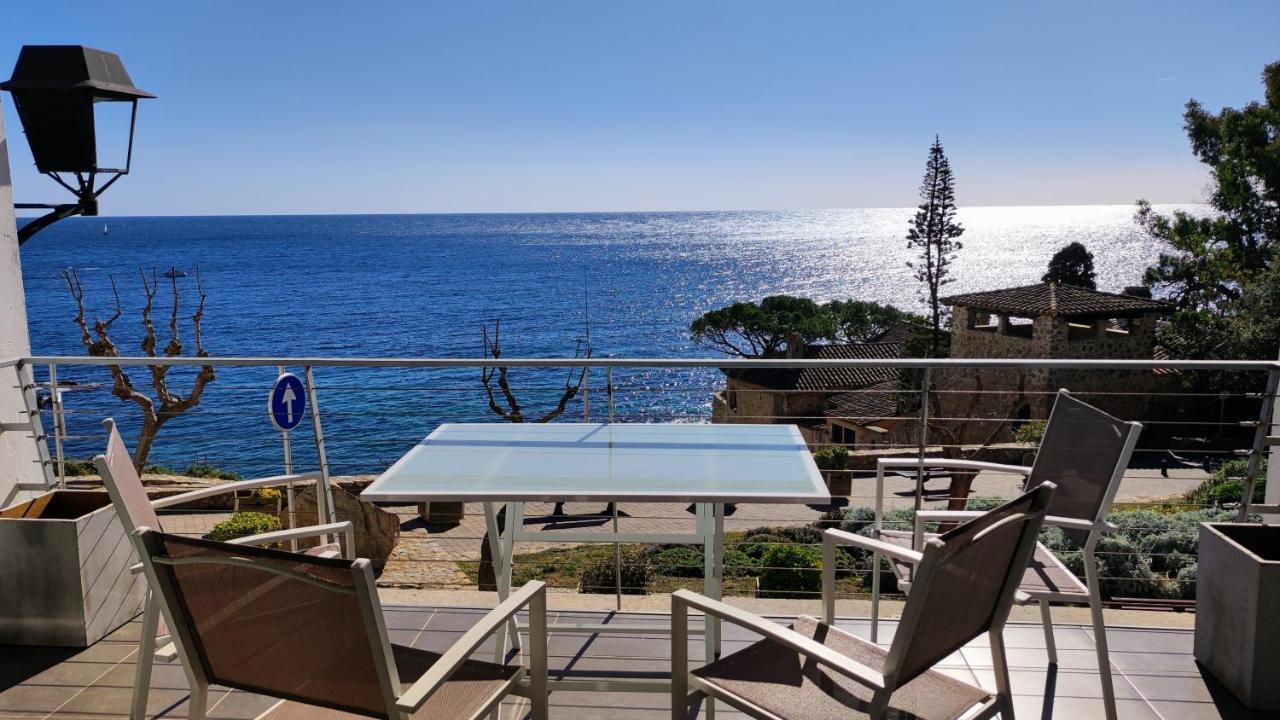 Apartamento Frente Al Mar En La Mejor Ubicacion De Calella กาเลญา เด ปาลาฟรูเจล ภายนอก รูปภาพ